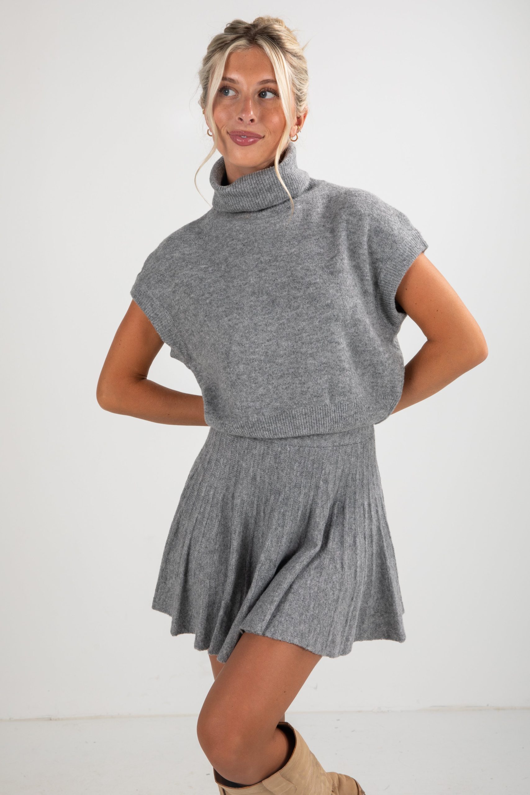shopdressup_heather_grey_mini_skirt.jpg
